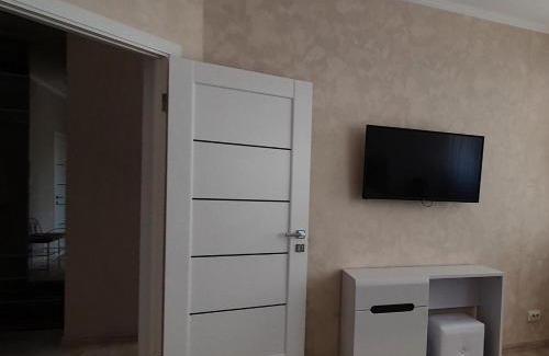 Zalissya Apartment | Child-Friendly апартаменти квартира with 9.9/10 Guest Rating