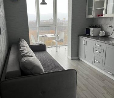 Maliyevtsy Apartment | Luxurious Апартаменти Люкс 4 - Rated 9.5/10 & Family-Friendly