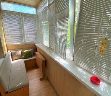 Dniprovs'kyi District Apartment | Pet & Child Friendly Apartments on Voskresenka Street