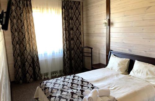 Skhidnytsya Apartment | Discover Oлівія: Guest Rated 9.8, Perfect for Families