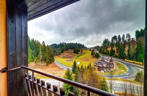 Pamporovo Apartment | Top-Rated Апартаменти Свети Трифон with Family Amenities