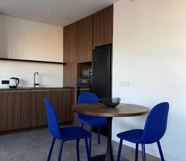 Maliyevtsy Apartment | Designer Studio Apartments: Top-Rated Stay Near Libid Plaza