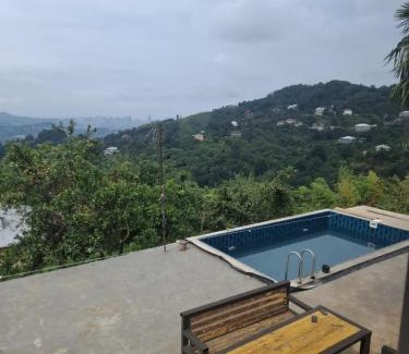 Khelvachauri House | Cozy Retreat on Katamadze Street - Family & Pet Friendly