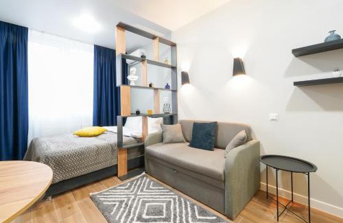 Obolons'kyi District Apartment | Eco-Friendly MYFREEDOM Apartments Near Почайна Metro