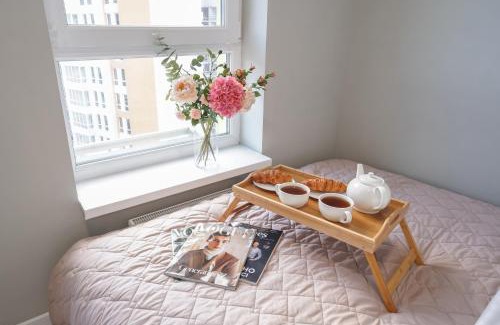 Svyatoshyns'kyi District Apartment | Eco-Friendly MYFREEDOM Apartments near Metro Nivki