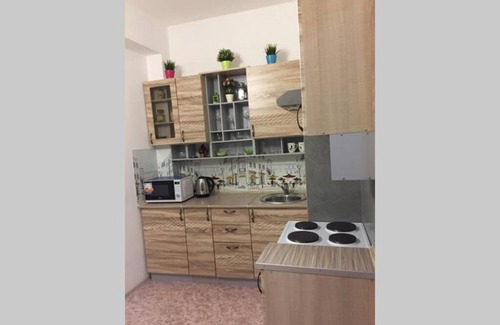 Tsentralnyy Apartment | Cozy Апартаменты Альпика with Wheelchair Accessibility