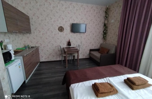 Pskov Apartment | Cozy Apartments at Hotel Camelot - Pet Friendly Getaway