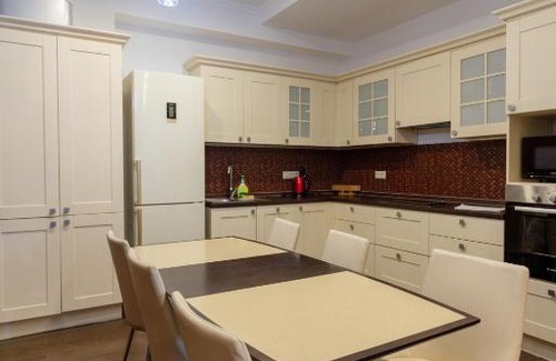 Dombay Apartment | Discover Апартаменты Вершина: Rated 9/10 with Pool & Hot Tub