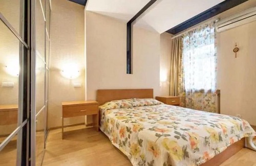 Petrovskoye Apartment | Historic Center Apartments: Unforgettable Stay Awaits