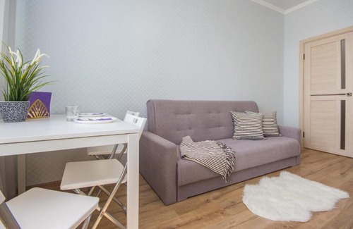 Zapadnyy okrug Apartment | Central Apartments in Krasnodar Near Galeriya Mall
