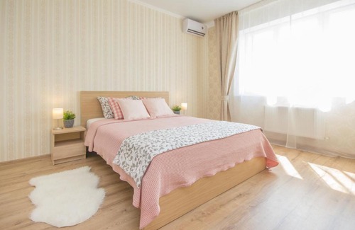 Zapadnyy okrug Apartment | Central Apartments in Krasnodar Near Galeriya Mall