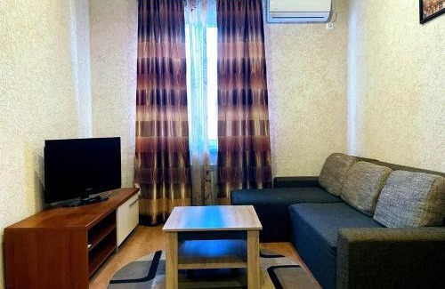 Krivoy Rog House | Central Apartments in Kryvyi Rih: Rated 9/10 with Hot Tub
