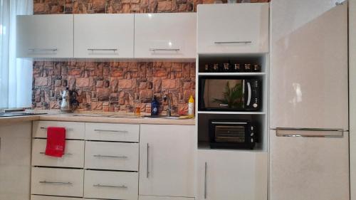 Kirovograd Apartment | Cozy Apartments in the Heart of the City - Rated 9/10