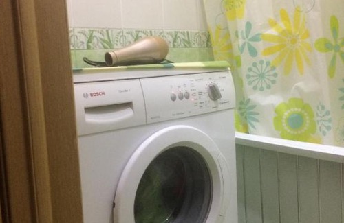 Bryansk Apartment | Stylish Маяк Apartments: Highly Rated & Family Friendly