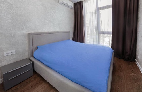 Sochi City Centre Apartment | Modern Апартаменты Метрополь with Pool & Hot Tub Access