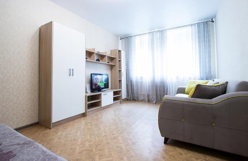 Begovoy Apartment | Cozy Apartments on Belorusskaya - Pet Friendly Stay