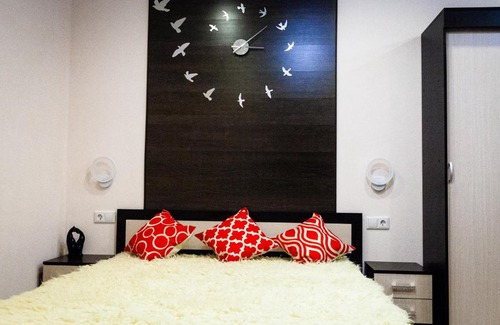 Yaroslavl Apartment | Guest Rated: 9/10 at Апартаменты на Б Октябрьской