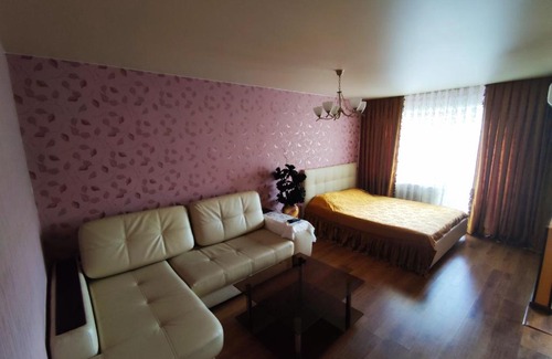 Ulyanovsk Apartment | Cozy Apartments on Goncharova with Breakfast Included