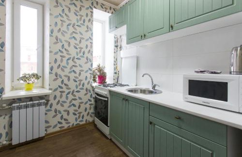 Petrovskoye Apartment | Child-Friendly Apartments on Lermontovskaya, Rated 10/10