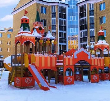 Yaroslavl Apartment | Unforgettable Stay at Апартаменты на Мельничной with Pool