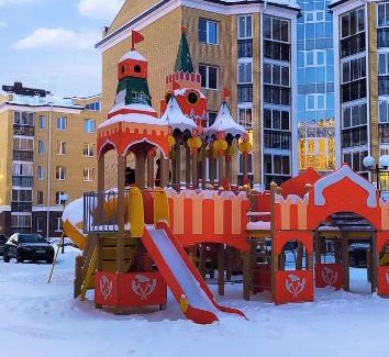 Yaroslavl Apartment | Unforgettable Stay at Апартаменты на Мельничной with Pool