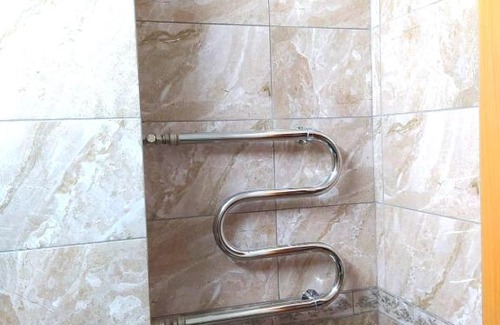 Yaroslavl Apartment | Unforgettable Stay at Апартаменты на Мельничной with Pool