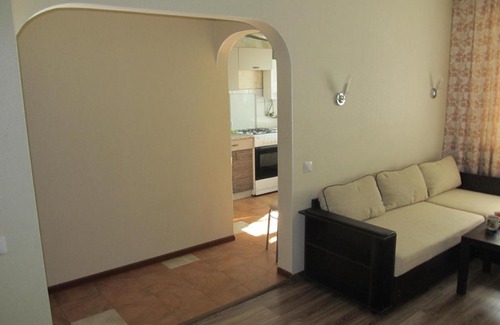 Sovetsky City District Apartment | Prime Apartments on Гагарина 48 with Pool & Hot Tub