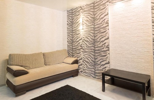 Kurgan Apartment | Pet-Friendly апартаменты на Советской with 9/10 Guest Rating