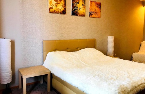 Municipal Okrug 65 Apartment | Elegant Apartments on Yakhternaya with Oceanfront Views