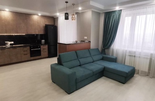 Omsk Apartment | Highly Rated Апартаменты на 3 Северной for Your Stay