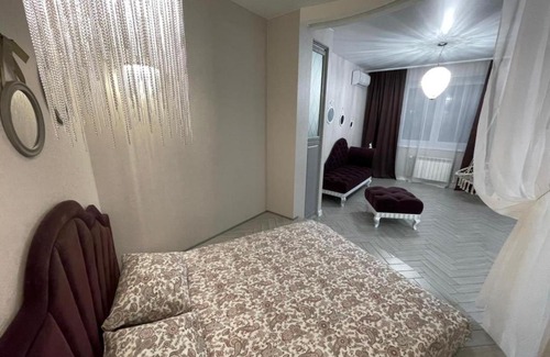 Omsk Apartment | Exceptional Stay at СноваДома: Pet-Friendly Apartments