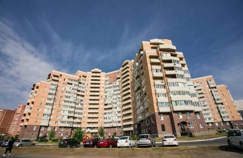 Tolyatti Apartment | Scenic Apartments with Volga River Views and Oceanfront Access