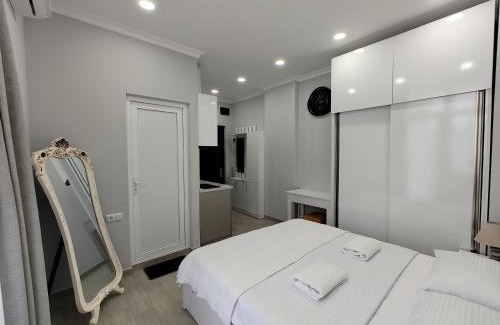 Makhinjauri Apartment | Mountain View Apartments with Exceptional 9.8 Rating