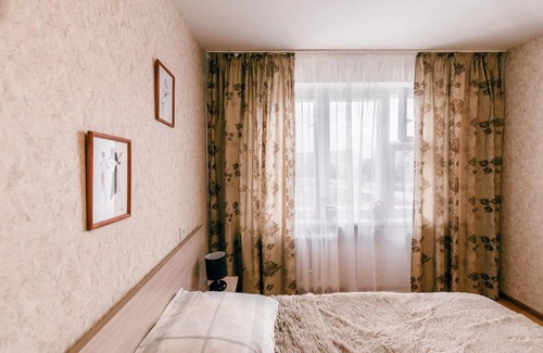 Pskov Apartment | Stylish Апартаменты Танго: Top-Rated with Pool & Hot Tub