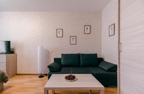 Pskov Apartment | Stylish Апартаменты Танго: Top-Rated with Pool & Hot Tub