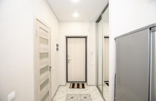 Kazan Apartment | Cozy Apartment Near Ametyevo Metro with Breakfast & Hot Tub