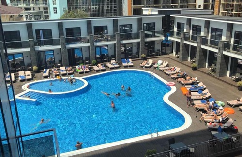 Anapa Apartment | Inviting Oceanfront Apartments at Grand Hotel Sapphire