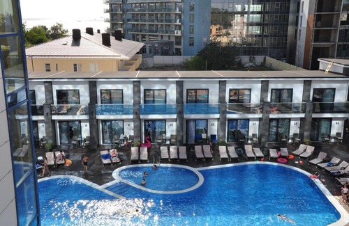 Anapa Apartment | Inviting Oceanfront Apartments at Grand Hotel Sapphire