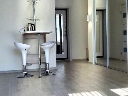 Berdsk Apartment | Cozy Oceanfront Apartments with Breakfast & Hot Tub
