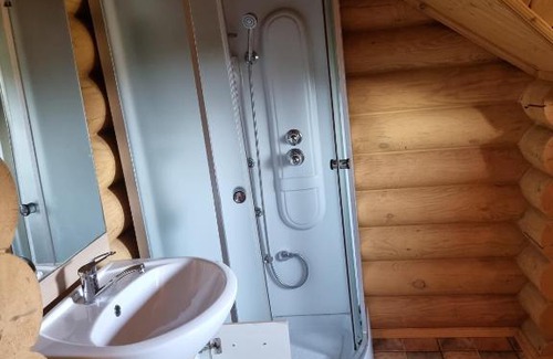 Gelendzhik Apartment | Oceanfront Apartments with Hot Tub & Kitchen Amenities