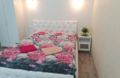 Leninskiy rayon Apartment | Explore Центр Apartments Near Площадь 1905 Года - Rated 10/10