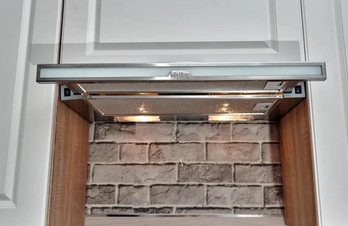 Omsk Apartment | Cozy Апартаменты Чей чемодан: Pet-Friendly Getaway