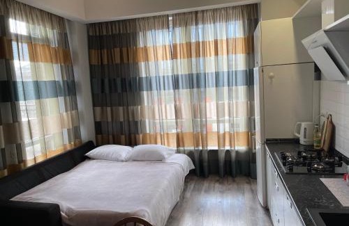 Prymors'kyi district Apartment | Pet-Friendly Apartments at Ясная Поляна - Rated 9.9/10