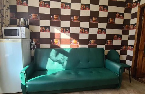 Shuya Apartment | Cozy 42m Apartments with Guest Rated 9/10