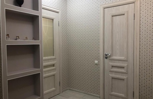 Leninskiy rayon Apartment | Stylish Apartments at Гвардейская Square with Accessibility