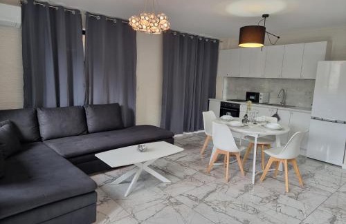 Sliven Apartment | Discover Comfort at Апартаменты Амая - Pet & Child Friendly