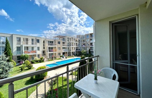 Byala Apartment | Oceanfront Apartment Atlantic Byala with Pool & Pet-Friendly