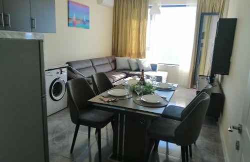 Obzor Apartment | Oceanfront Apartment Богданов - Guest Rated 9.5/10!
