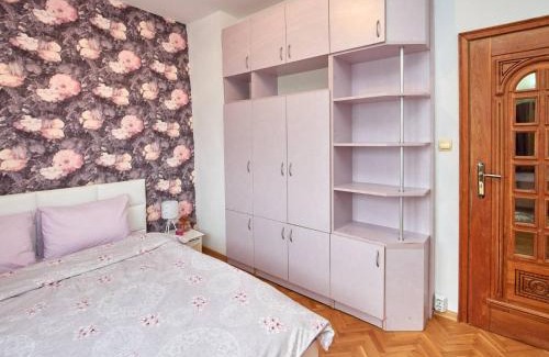 Burgas Apartment | Experience Oceanfront Bliss at Апартамент Бриз