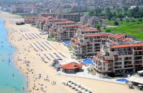 Obzor Apartment | Beachfront Apartment at Obzor Beach Resort with Ocean Views